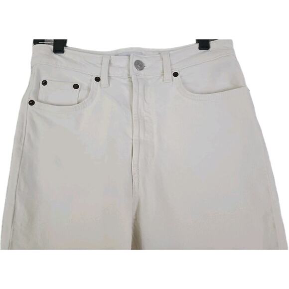 ZARA ~Woman Size 6~ White Straight Leg Hight Rise Jeans Cotton Blend. - Picture 11 of 14